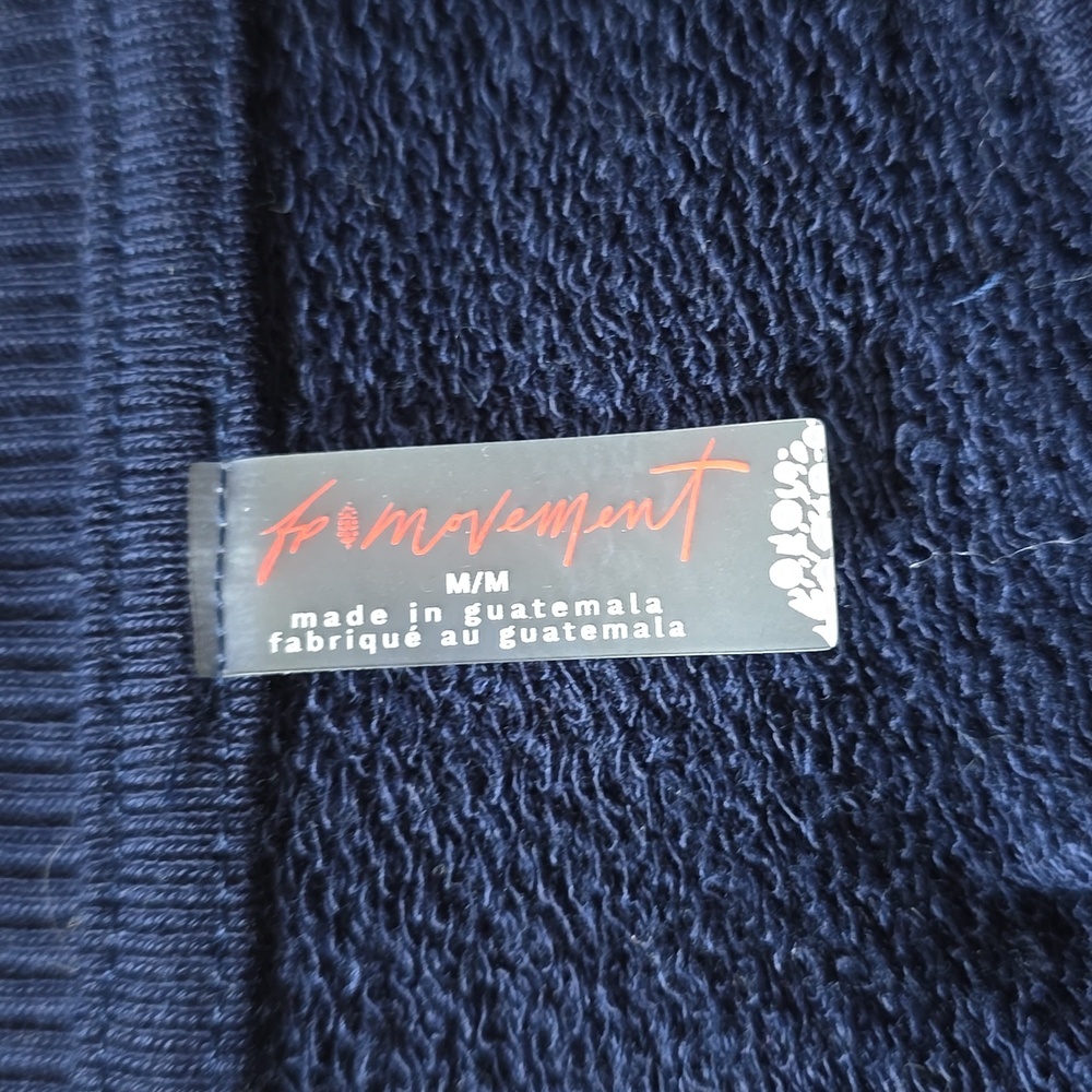 NWT Free People On The Run Top Only Navy Size M - Picture 8 of 9